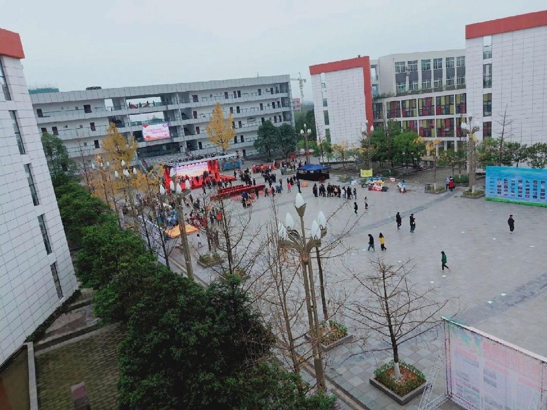 四川商务学校是职高吗,四川商务学校简介?-第6张图片-职教招生网 四川商务学校是职高吗,四川商务学校简介?-第6张图片-职教招生网