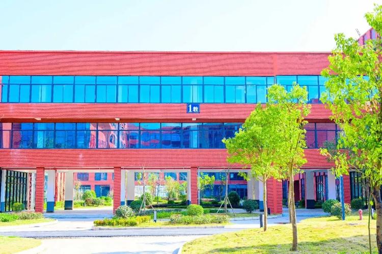 四川省经济管理学校?四川省经济管理学校怎么样?-第6张图片-职教招生网 四川省经济管理学校?四川省经济管理学校怎么样?-第6张图片-职教招生网