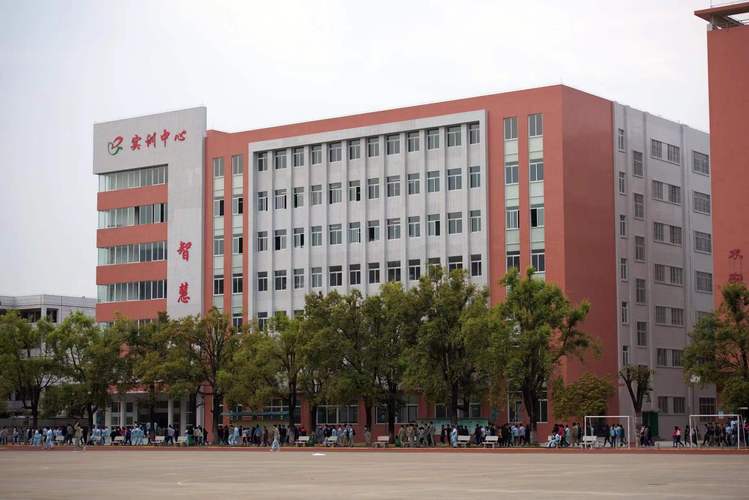 广东省培英职业技术学校怎么样,广东培英高级中学?-第1张图片-职教招生网 广东省培英职业技术学校怎么样,广东培英高级中学?-第1张图片-职教招生网