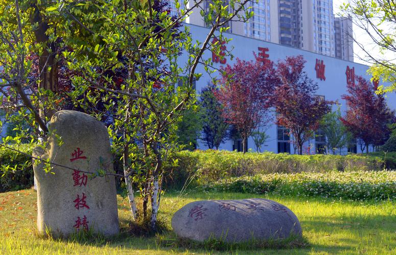 四川弘博中等专业学校是职高吗?成都弘博中专?-第2张图片-职教招生网 四川弘博中等专业学校是职高吗?成都弘博中专?-第2张图片-职教招生网