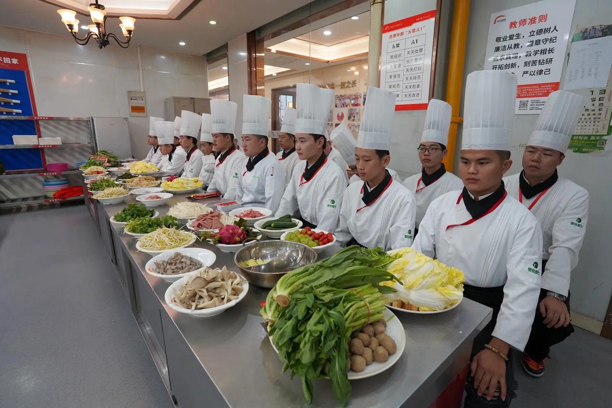 厨师学校职校?厨师学校属于专科吗??-第2张图片-职教招生网 厨师学校职校?厨师学校属于专科吗??-第2张图片-职教招生网