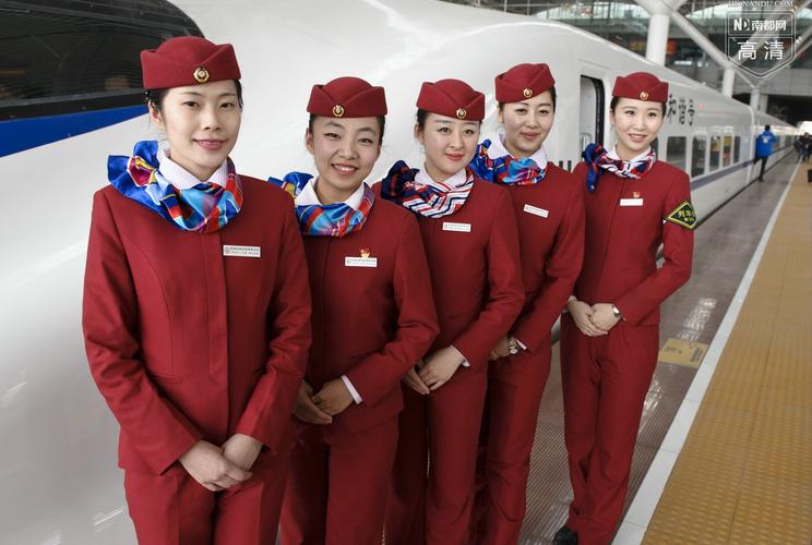 航空服务专业以后干什么,航空服务专业以后干什么工作?-第1张图片-职教招生网 航空服务专业以后干什么,航空服务专业以后干什么工作?-第1张图片-职教招生网