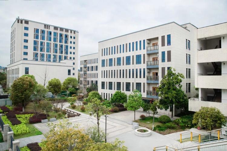 浙江省杭州职业高级中学?浙江省杭州市职业学校?-第4张图片-职教招生网 浙江省杭州职业高级中学?浙江省杭州市职业学校?-第4张图片-职教招生网
