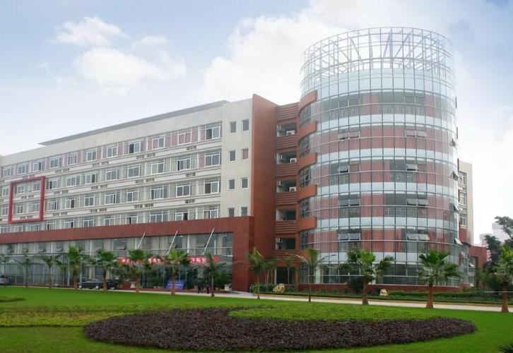 四川新华高级技工学校?四川新华高级技工学校官方网站?-第4张图片-职教招生网 四川新华高级技工学校?四川新华高级技工学校官方网站?-第4张图片-职教招生网